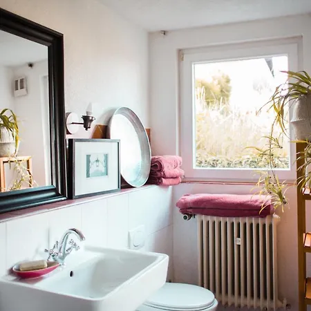 Unter Den Linden Bed & Breakfast Hungen