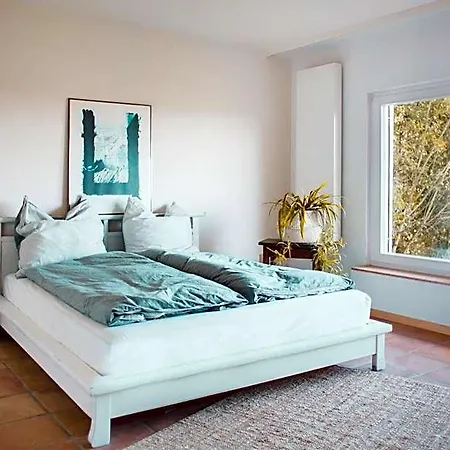 Bed & Breakfast Unter Den Linden 3*