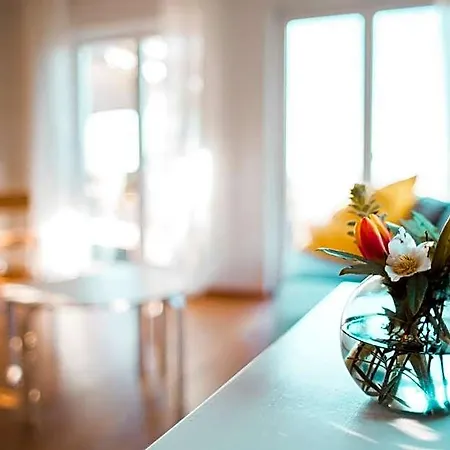 Unter Den Linden Bed & Breakfast