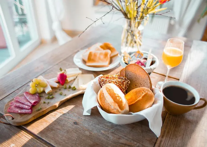 Unter Den Linden Bed & Breakfast Hungen