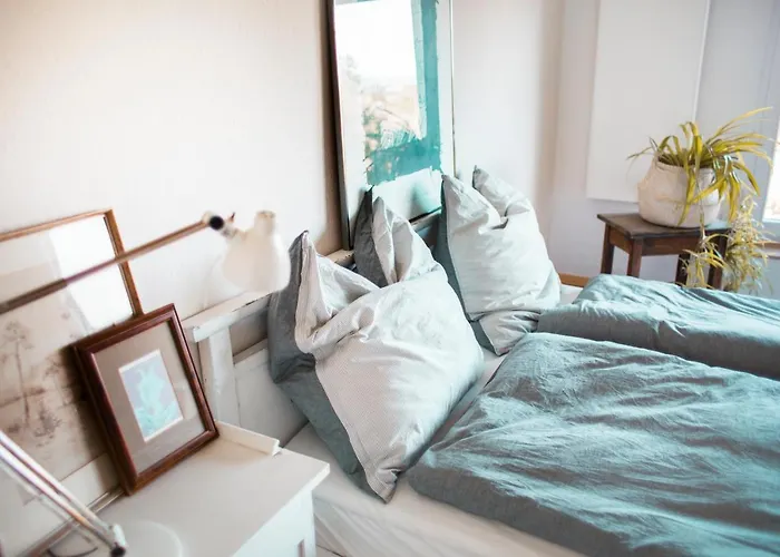 Unter Den Linden Bed & Breakfast 3*